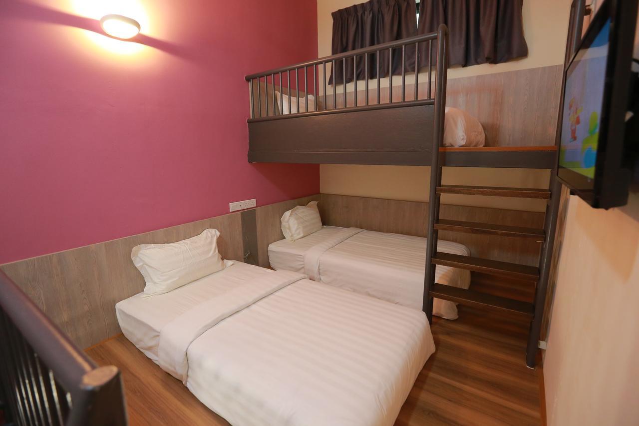Pantai Regal Boutique Hotel Kuantan Exterior photo